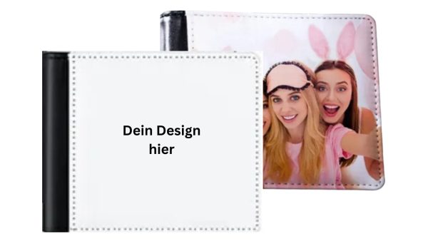 Bild von 2 Geldbeutel. Ein Geldbeutel wurde personalisiert mit Foto von 2 Personen. Ein Geldbeutel mit der Aufschrift Dein Design hier